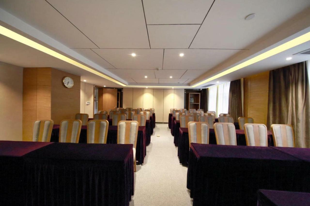 锦江都城酒店海南省政府日月广场免税店 Haikou  Buitenkant foto